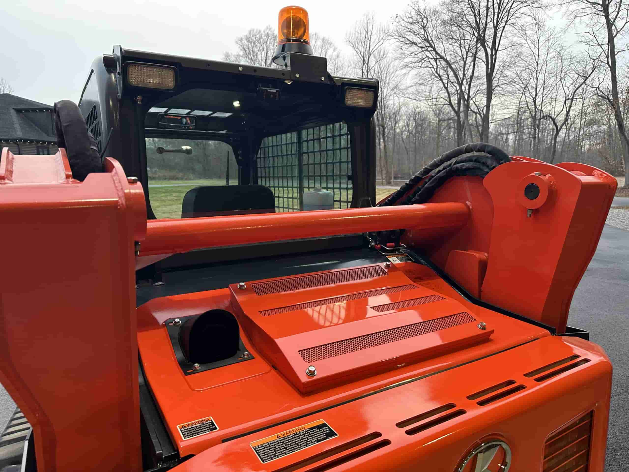 2020 KUBOTA SVL75-2 LIKE NEW
